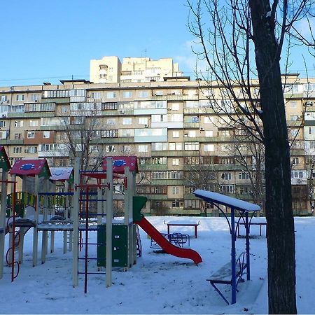 Homelike Flat Near The Iec On Levoberezhnaya Киев Экстерьер фото